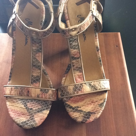 Miss bison shoes beautiful sz 9 - Picture 2 of 4